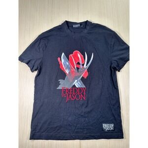A Nightmare Freddy VS. Jason T-Shirt Men Small Black Logo Graphic Print Pullover